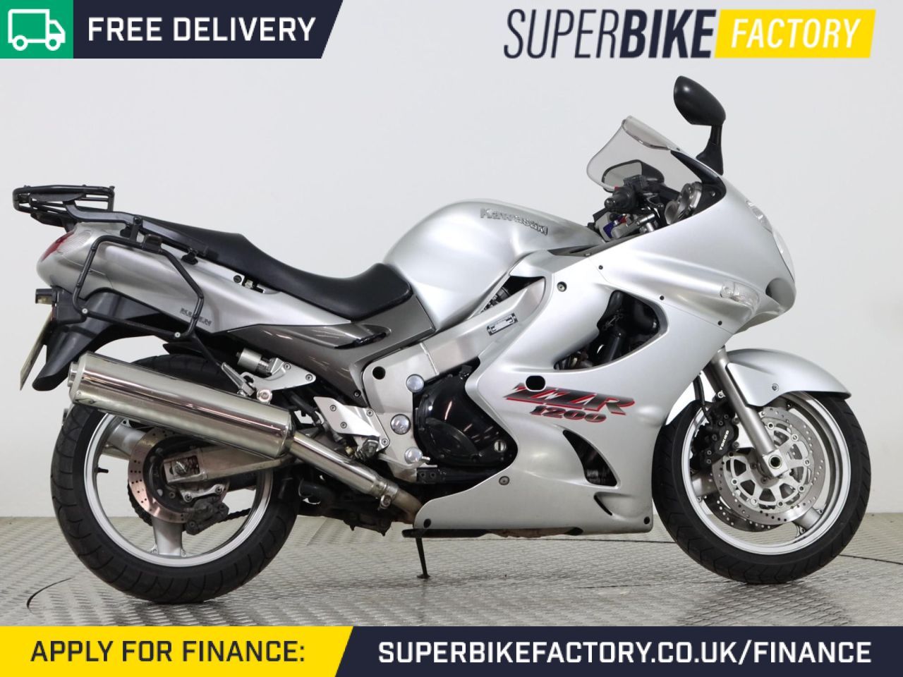 Kawasaki ZZR1200 ZX1200 2002-2005 シリコン ラジエターホース 赤 3p