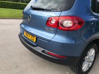 USED 2011 11 VOLKSWAGEN TIGUAN 2.0 MATCH TDI 4MOTION DSG 5d 138 BHP SAT NAV + PARKING SENSORS+BLUETOOH