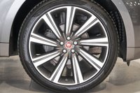 USED 2017 17 JAGUAR F-PACE 2.0 R-SPORT AWD 5d 178 BHP + NATIONWIDE HOME DELIVERY +