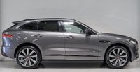 USED 2017 17 JAGUAR F-PACE 2.0 R-SPORT AWD 5d 178 BHP + NATIONWIDE HOME DELIVERY +