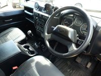 USED 2008 58 LAND ROVER DEFENDER 2.4 90 XS STATION WAGON 3d 122 BHP www.suffolkcarcentre.co.uk - Located at Reydon