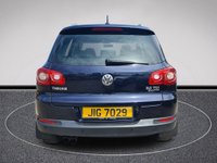 USED 2011 VOLKSWAGEN TIGUAN 2.0 MATCH TDI 4MOTION DSG 5d 138 BHP VOLKSWAGEN TIGUAN 2.0 MATCH TDI 4MOTION DSG 5d 138 BHP