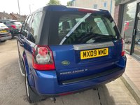 USED 2009 09 LAND ROVER FREELANDER 2.2 TD4 SE 5d 159 BHP BLUETOOTH + SAT NAV + PAN GLASS ROOF + SIDE STEPS + HEATED LEATHER +  OUTSTANDING LOOKING CAR
