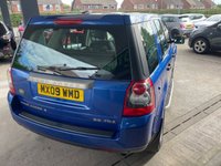 USED 2009 09 LAND ROVER FREELANDER 2.2 TD4 SE 5d 159 BHP BLUETOOTH + SAT NAV + PAN GLASS ROOF + SIDE STEPS + HEATED LEATHER +  OUTSTANDING LOOKING CAR