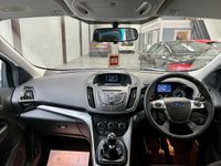 USED 2013 13 FORD KUGA 2.0 ZETEC TDCI 5d 138 BHP Bluetooth,DAB,Keyless Start