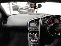 USED 2007 R AUDI R8 4.2 QUATTRO 2d 420 BHP 