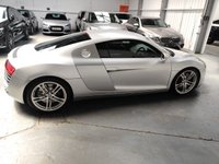 USED 2007 R AUDI R8 4.2 QUATTRO 2d 420 BHP 