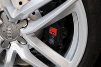 USED 2013 13 AUDI R8 4.2 SPYDER V8 QUATTRO 2d 424 BHP LOW MILEAGE STUNNING R8 SPYDER IN ESTORIL BLUE