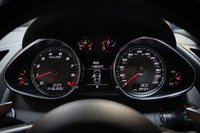 USED 2013 13 AUDI R8 4.2 SPYDER V8 QUATTRO 2d 424 BHP LOW MILEAGE STUNNING R8 SPYDER IN ESTORIL BLUE