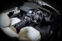 USED 2013 13 AUDI R8 4.2 SPYDER V8 QUATTRO 2d 424 BHP LOW MILEAGE STUNNING R8 SPYDER IN ESTORIL BLUE