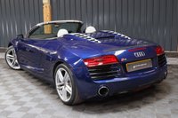 USED 2013 13 AUDI R8 4.2 SPYDER V8 QUATTRO 2d 424 BHP LOW MILEAGE STUNNING R8 SPYDER IN ESTORIL BLUE