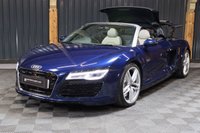 USED 2013 13 AUDI R8 4.2 SPYDER V8 QUATTRO 2d 424 BHP LOW MILEAGE STUNNING R8 SPYDER IN ESTORIL BLUE