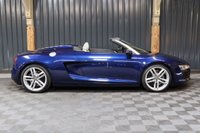 USED 2013 13 AUDI R8 4.2 SPYDER V8 QUATTRO 2d 424 BHP LOW MILEAGE STUNNING R8 SPYDER IN ESTORIL BLUE