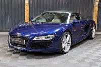 USED 2013 13 AUDI R8 4.2 SPYDER V8 QUATTRO 2d 424 BHP LOW MILEAGE STUNNING R8 SPYDER IN ESTORIL BLUE