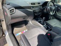 USED 2015 65 NISSAN QASHQAI 1.5 DCI N-TEC PLUS 5d 108 BHP PAN ROOF, GLOSS BLACK ALLOY WHEELS