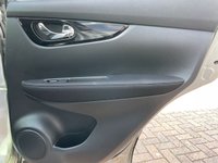 USED 2015 65 NISSAN QASHQAI 1.5 DCI N-TEC PLUS 5d 108 BHP PAN ROOF, GLOSS BLACK ALLOY WHEELS