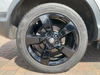 USED 2015 65 NISSAN QASHQAI 1.5 DCI N-TEC PLUS 5d 108 BHP PAN ROOF, GLOSS BLACK ALLOY WHEELS