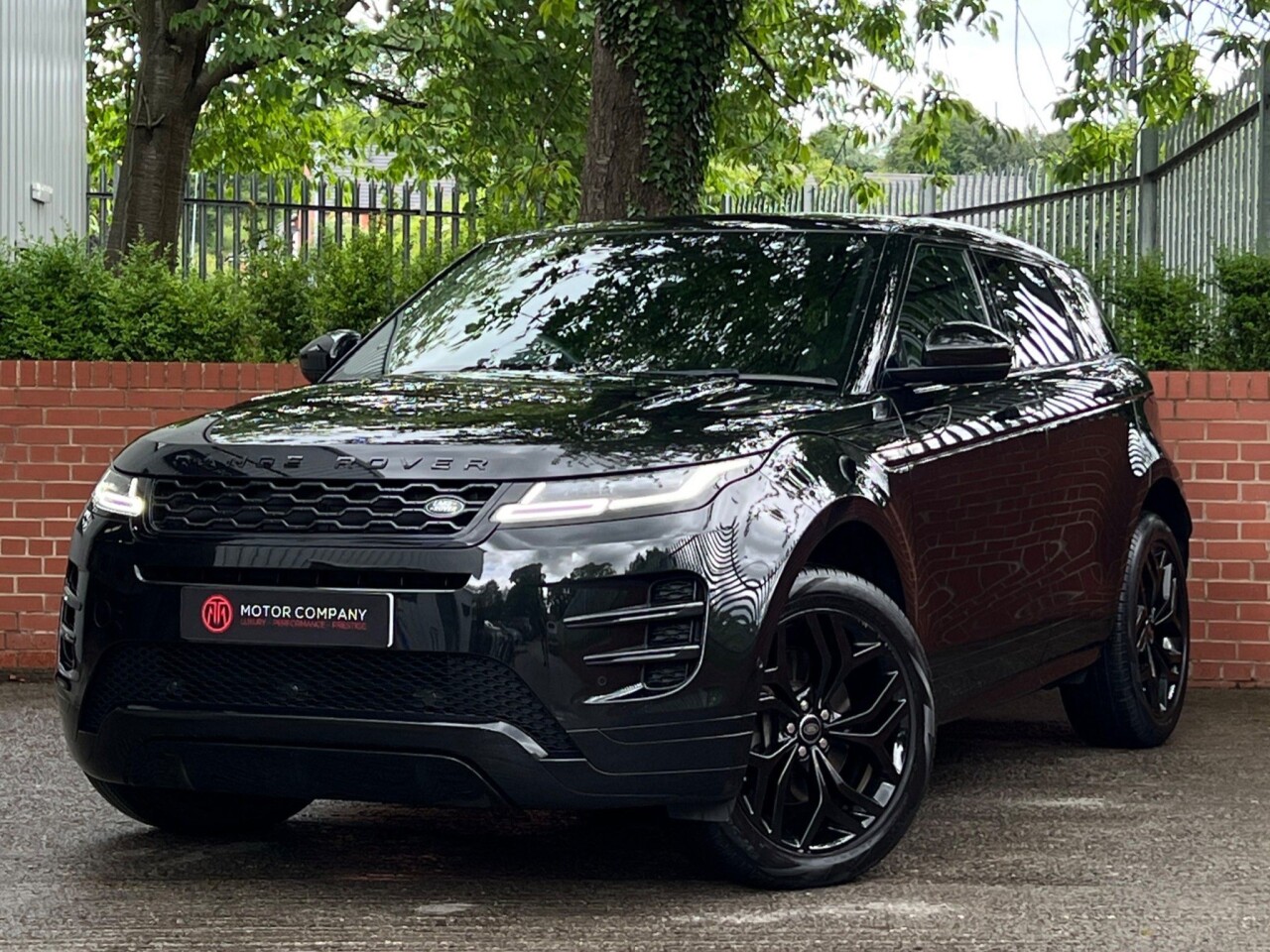 2019 19 LAND ROVER RANGE ROVER EVOQUE 2.0L R-DYNAMIC SE 5d AUTO 178 BHP