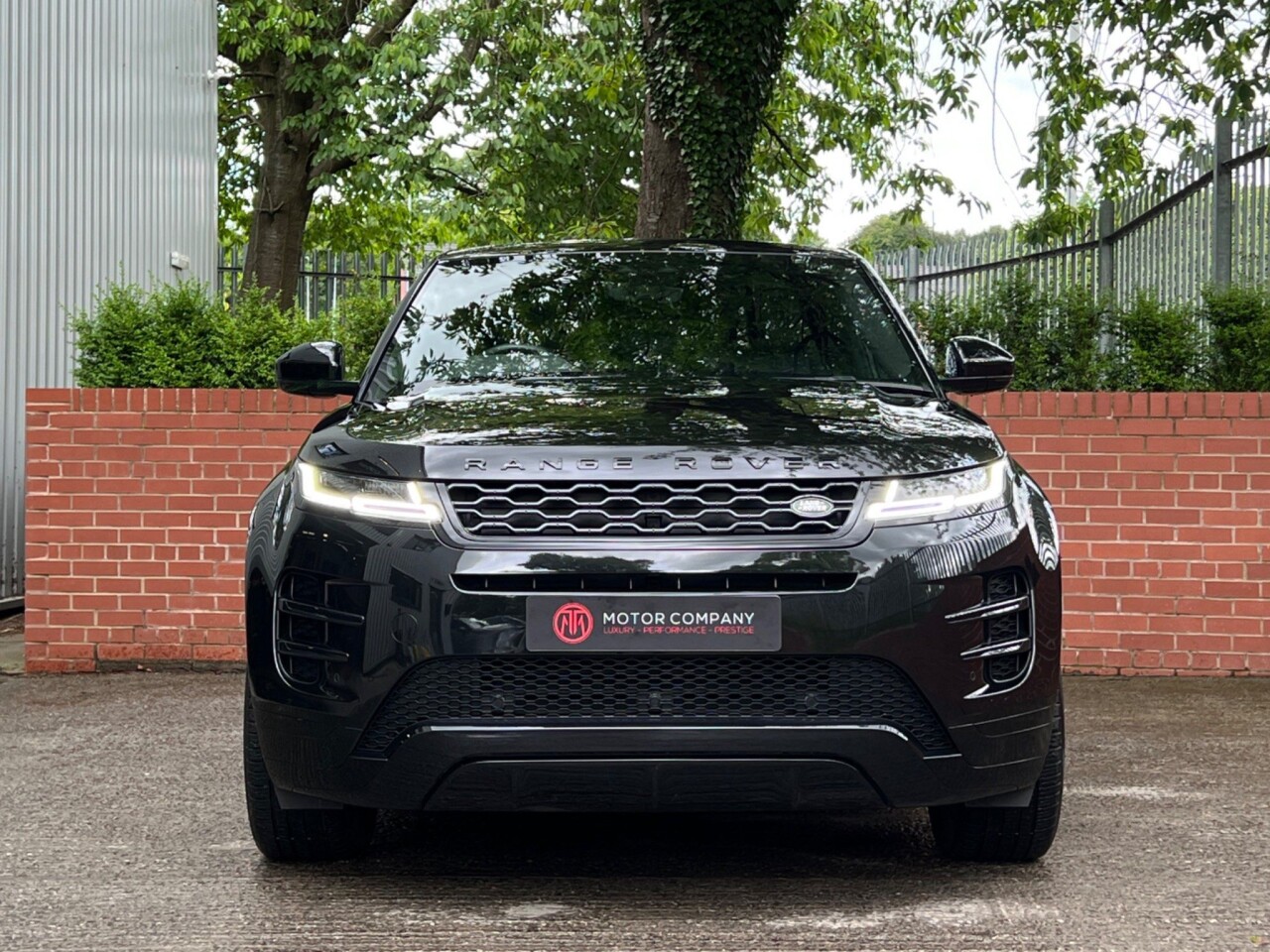 2019 19 LAND ROVER RANGE ROVER EVOQUE 2.0L R-DYNAMIC SE 5d AUTO 178 BHP