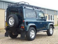 USED 2013 62 LAND ROVER DEFENDER 2.2 TD HARD TOP 122 BHP www.suffolkcarcentre.co.uk - Located at Reydon