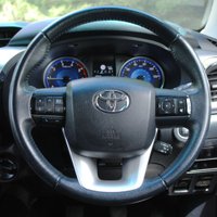 USED 2018 18 TOYOTA HI-LUX 2.4 INVINCIBLE 4WD D-4D DCB 4d 147 BHP www.suffolkcarcentre.co.uk - Located at Reydon