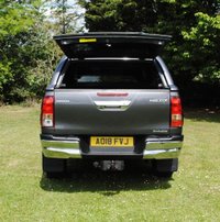 USED 2018 18 TOYOTA HI-LUX 2.4 INVINCIBLE 4WD D-4D DCB 4d 147 BHP www.suffolkcarcentre.co.uk - Located at Reydon