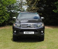USED 2018 18 TOYOTA HI-LUX 2.4 INVINCIBLE 4WD D-4D DCB 4d 147 BHP www.suffolkcarcentre.co.uk - Located at Reydon