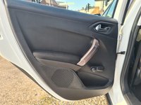 USED 2014 64 PEUGEOT 2008 1.6 E-HDI ACTIVE FAP 5d 92 BHP PEUGEOT 2008 1.6 E-HDI ACTIVE FAP 5d 92 BHP