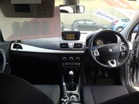 USED 2011 61 RENAULT MEGANE 1.6 DYNAMIQUE TOMTOM VVT 5d 110 BHP 