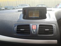 USED 2011 61 RENAULT MEGANE 1.6 DYNAMIQUE TOMTOM VVT 5d 110 BHP 