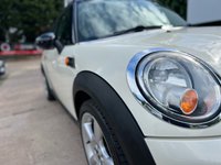 USED 2010 60 MINI CLUBMAN 1.6L COOPER D 5d 112 BHP *JUST SERVICED / MOT JUNE 23*
* 6 MONTH WARRANTY / FINANCE*