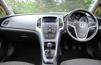 USED 2013 13 VAUXHALL ASTRA 1.7 TECH LINE CDTI ECOFLEX S/S 5d 108 BHP www.suffolkcarcentre.co.uk - Located at Ilketshall