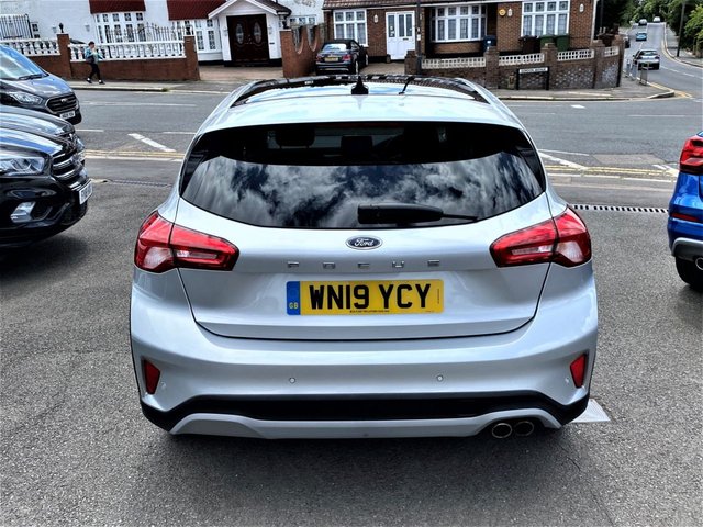 View our FORD FOCUS ACTIVE