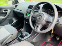 USED 2013 13 VOLKSWAGEN POLO 1.2 S 5d 60 BHP 