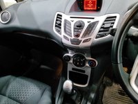 USED 2009 09 FORD FIESTA 1.2 ZETEC 5d 81 BHP 1 OWNER - FULL SERVICE HISTORY