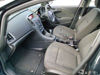 USED 2015 15 VAUXHALL ASTRA 1.6 DESIGN 5d 115 BHP 