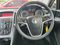 USED 2015 15 VAUXHALL ASTRA 1.6 DESIGN 5d 115 BHP 