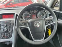 USED 2015 15 VAUXHALL ASTRA 1.6 DESIGN 5d 115 BHP 