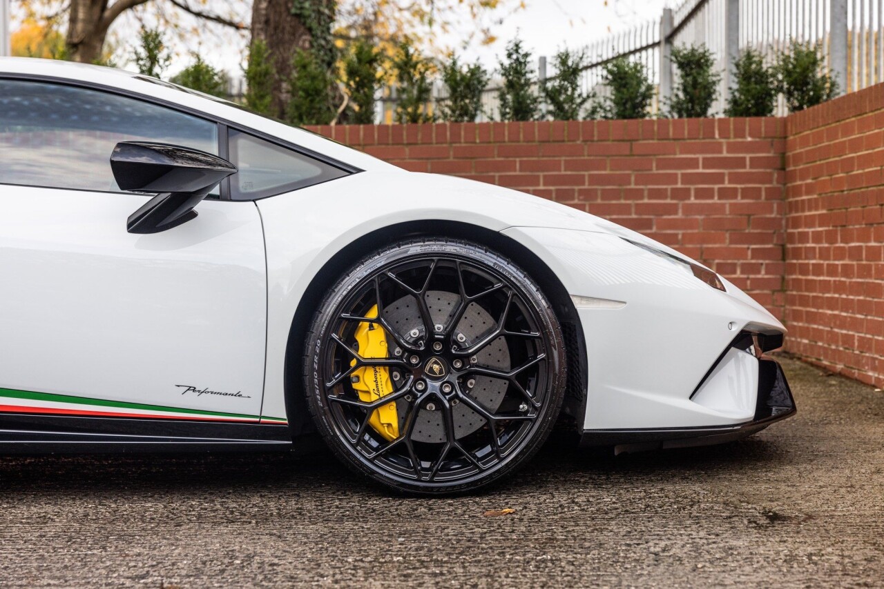 2018 18 LAMBORGHINI HURACAN 5.2 V10 LP 640-4 Performante LDF 4WD (s/s) 2dr