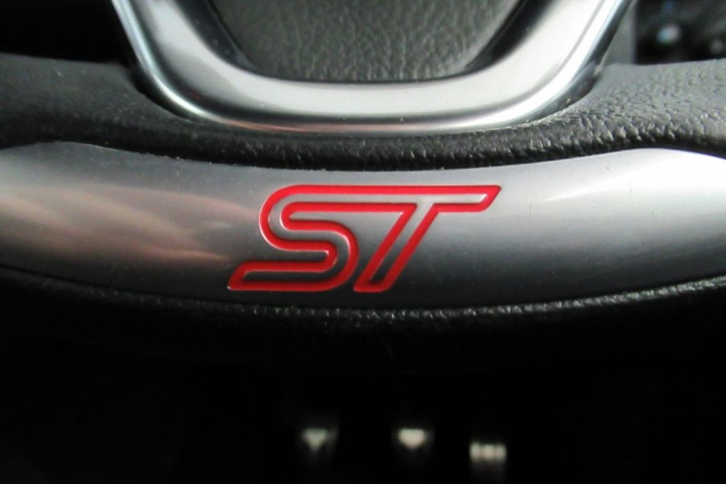 USED 2015 64 FORD FIESTA 1.6 ST-3 3d 180 BHP 