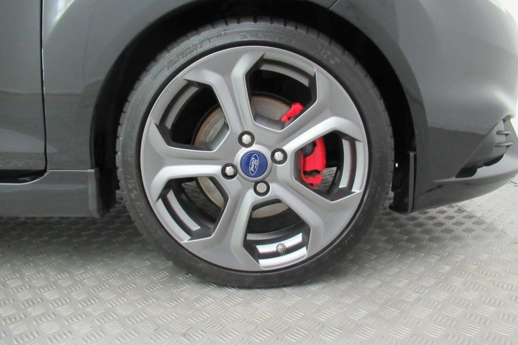 USED 2015 64 FORD FIESTA 1.6 ST-3 3d 180 BHP 
