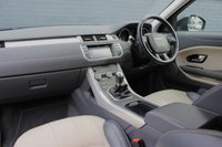 USED 2016 16 LAND ROVER RANGE ROVER EVOQUE 2.0 TD4 SE TECH 5d 177 BHP Over &pound;3000 Of Extras, Two Tone Lunar Ivory Leather Interior, 360 Sensors, Sat Nav, Voice Command