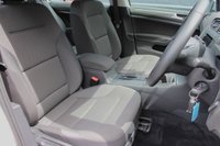 USED 2014 14 VOLKSWAGEN GOLF 1.6 SE TDI BLUEMOTION TECHNOLOGY 5d 103 BHP 2 Owners, FSH, Low Running Costs, Extra Low Mileage, Parking Sensors, Adaptive Cruise, Bluetooth