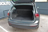 USED 2016 66 VOLKSWAGEN TIGUAN 2.0 SE NAV TDI BMT 4MOTION DSG 5d 148 BHP 2 Owners, Full VW Service History, Rear Camera, Parking Sensors, Apple Car Play, 18" Upgraded Alloys, Front & Rear Climate Control
