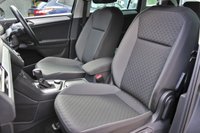 USED 2016 66 VOLKSWAGEN TIGUAN 2.0 SE NAV TDI BMT 4MOTION DSG 5d 148 BHP 2 Owners, Full VW Service History, Rear Camera, Parking Sensors, Apple Car Play, 18" Upgraded Alloys, Front & Rear Climate Control