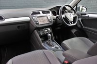 USED 2016 66 VOLKSWAGEN TIGUAN 2.0 SE NAV TDI BMT 4MOTION DSG 5d 148 BHP 2 Owners, Full VW Service History, Rear Camera, Parking Sensors, Apple Car Play, 18" Upgraded Alloys, Front & Rear Climate Control