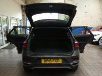 USED 2018 18 VOLKSWAGEN T-ROC 1.0 SE TSI 5d 114 BHP AIR CON CRUISE PARKING SENSORS 6 MONTHS GOLD WARRANTY 1 OWNER SERVICE HISTORY