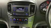 USED 2019 19 HYUNDAI i800 2.5 CRDI SE 5d 134 BHP 8 SEATS EURO 6 HEATED SEATS HYUNDAI WARRANTY TILL MAY 2024