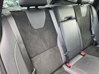 USED 2017 67 VOLVO XC60 2.0 D4 R-DESIGN NAV 5d 188 BHP Heated Front Seats & 2-Zone Climate