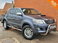 USED 2014 63 TOYOTA HI-LUX 3.0 INVINCIBLE 4X4 D-4D DCB 169 BHP ** NO VAT ** NO VAT - LOW MILES - REAR CAMERA - SAT NAV - FULL BLACK LEATHER HEATED SEATS